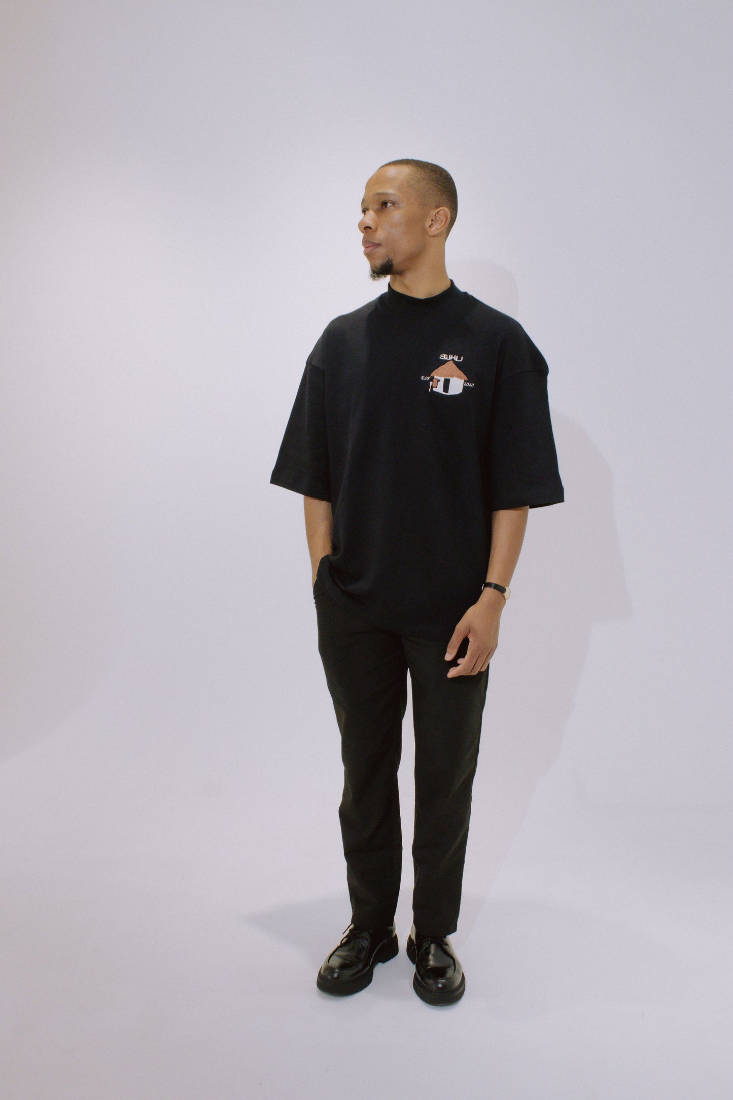 SUHU HUT T-SHIRT, BLACK