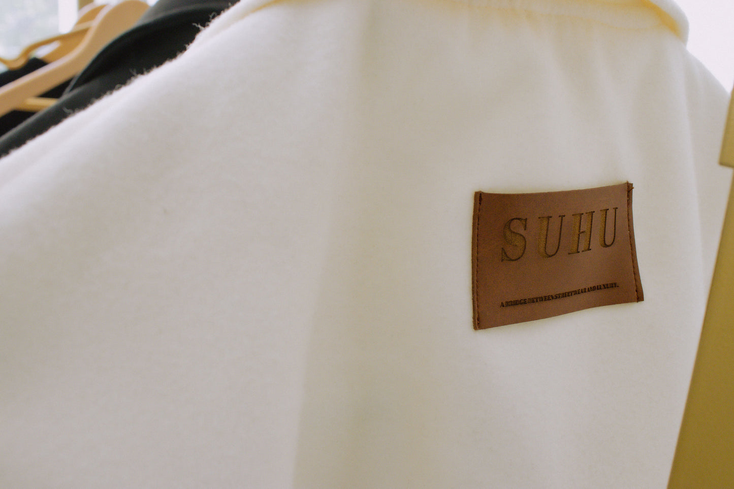 SUHU HANDS OF GOD JACKET, NUDE