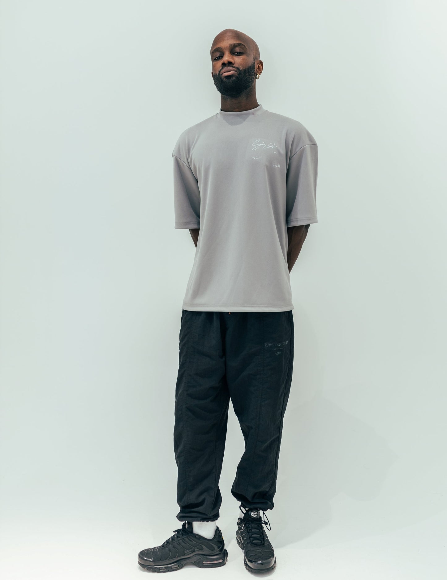 SUHU SIGNATURE GREY T-SHIRT